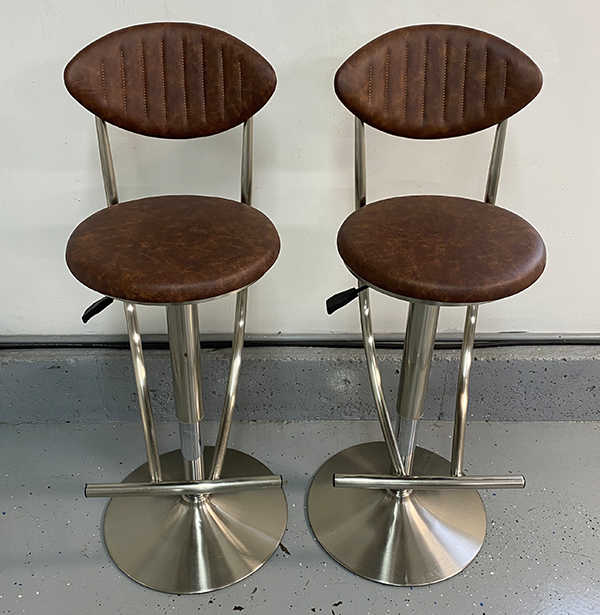 custom-upholster-furniture-leather-stools